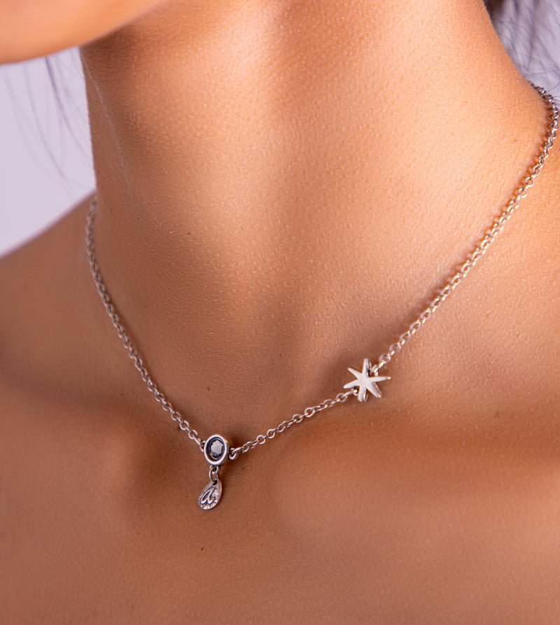 Colgante Estrella con charms plata y cadena ajustable